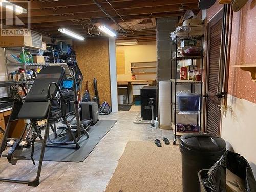 2075 Kirkup Avenue, Rossland, BC - Indoor Photo Showing Basement