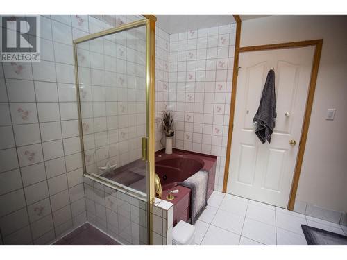 4420 Old Cariboo Highway, Prince George, BC - Indoor Photo Showing Bathroom