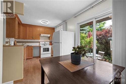 289 Pickford Drive, Ottawa, ON - Indoor Photo Showing Kitchen