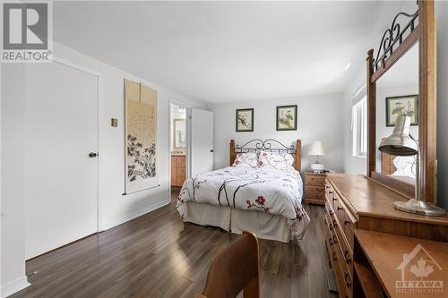 289 Pickford Drive, Ottawa, ON - Indoor Photo Showing Bedroom