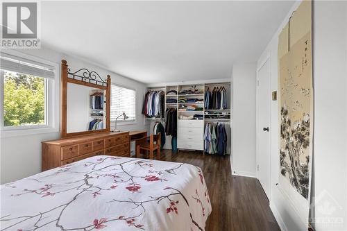289 Pickford Drive, Ottawa, ON - Indoor Photo Showing Bedroom