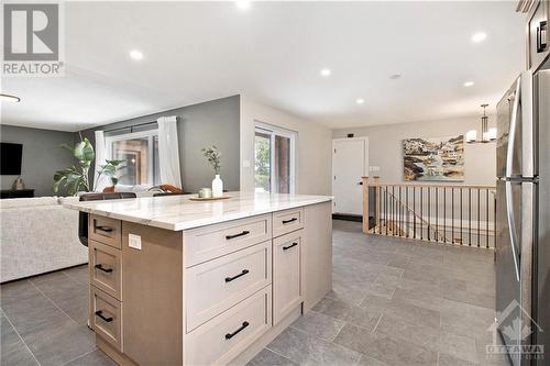 1102 Manotick Station Road, Ottawa, ON - Indoor Photo Showing Kitchen