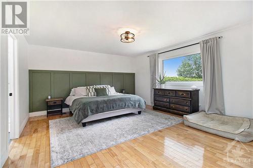 1102 Manotick Station Road, Ottawa, ON - Indoor Photo Showing Bedroom