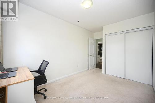 301 - 70 Baycliffe Crescent, Brampton, ON - Indoor Photo Showing Office