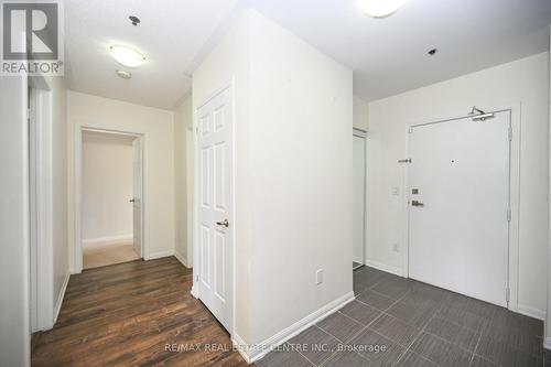 301 - 70 Baycliffe Crescent, Brampton, ON - Indoor Photo Showing Other Room