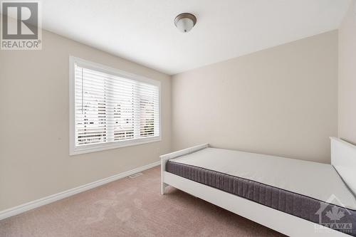 2711 Grand Canal Street, Ottawa, ON - Indoor Photo Showing Bedroom