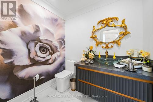 15 Berkindale Drive, Toronto, ON - Indoor Photo Showing Bathroom