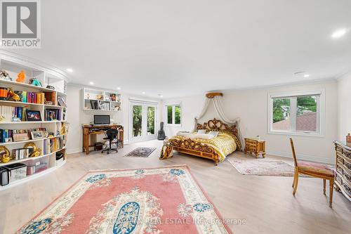 15 Berkindale Drive, Toronto, ON - Indoor Photo Showing Bedroom