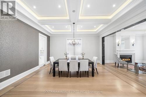 319 Betty Ann Drive, Toronto, ON - Indoor Photo Showing Dining Room