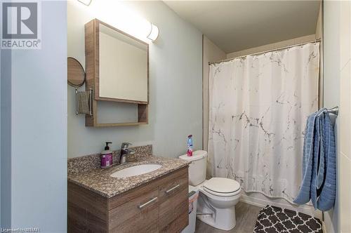 318 Spruce Street Unit# 1804, Waterloo, ON - Indoor Photo Showing Bathroom