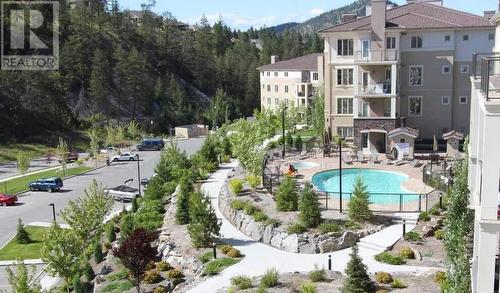 1875 Country Club Drive Unit# 1305, Kelowna, BC - Outdoor With In Ground Pool