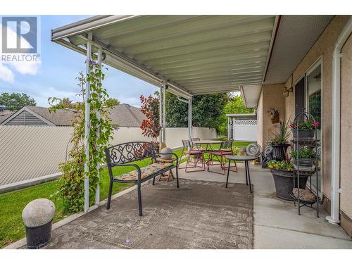 1874 Parkview Crescent Unit# 23, Kelowna, BC - Outdoor With Deck Patio Veranda With Exterior