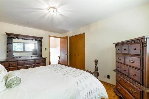 230 Rosepark Crescent, Hamilton, ON - Indoor Photo Showing Bedroom