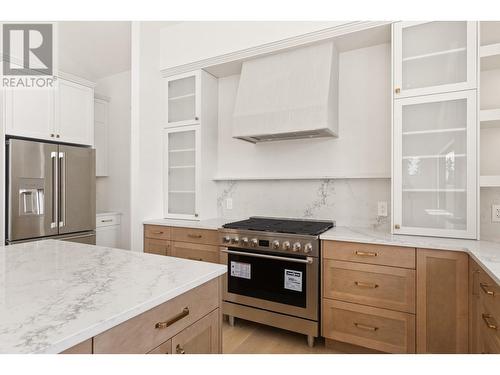 8825 Westside Road, Vernon, BC - Indoor Photo Showing Kitchen