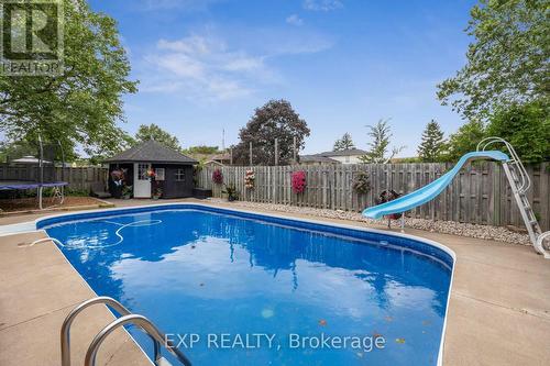 515 Grantham Avenue, St. Catharines, ON - Outdoor With In Ground Pool With Backyard