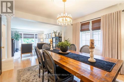 315 Cavendish Drive, Hamilton, ON - Indoor Photo Showing Dining Room