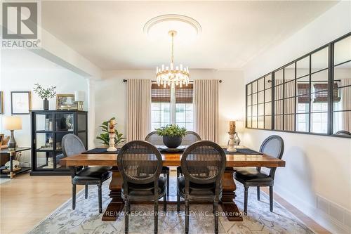 315 Cavendish Drive, Hamilton, ON - Indoor Photo Showing Dining Room