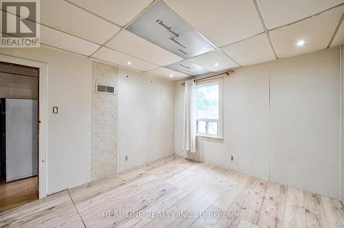 416 Albion Road, Toronto, ON - Indoor Photo Showing Other Room