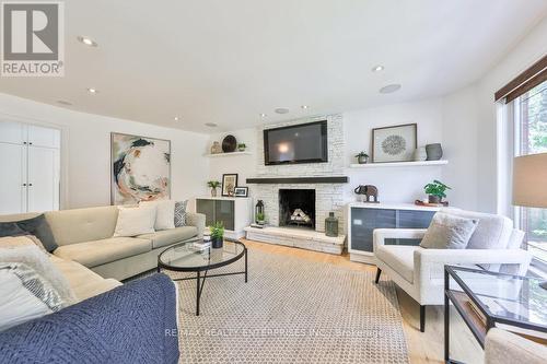 1647 Woodeden Drive, Mississauga, ON - Indoor Photo Showing Living Room With Fireplace