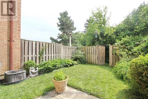 68 Baronwood Court, Brampton, ON - Outdoor