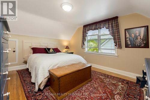 9 Gregory Street, Brampton, ON - Indoor Photo Showing Bedroom