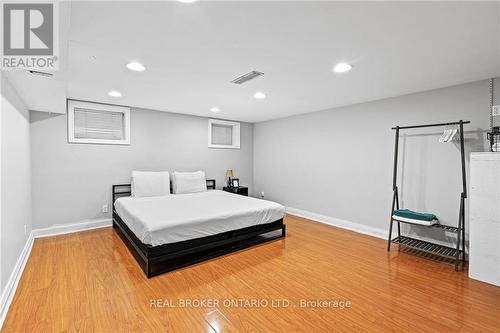 5317 Third Avenue, Niagara Falls, ON - Indoor Photo Showing Bedroom