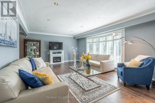 266 Alma Lane, Hamilton, ON - Indoor Photo Showing Living Room With Fireplace