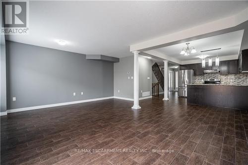 109 Celestial Crescent, Hamilton, ON - Indoor Photo Showing Other Room