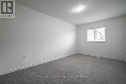 109 Celestial Crescent, Hamilton, ON - Indoor Photo Showing Other Room