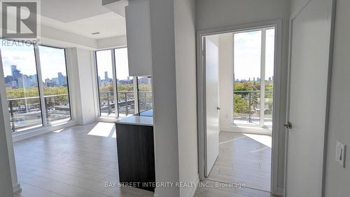 703 - 500 Dupont Street, Toronto, ON - Indoor Photo Showing Other Room