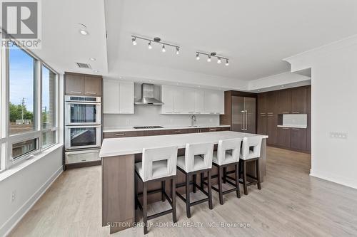 514 - 7608 Yonge Street, Vaughan, ON - Indoor