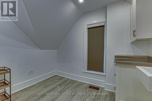 281 Oxford Street E, London, ON - Indoor Photo Showing Other Room