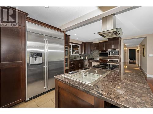 8259 Silver Star Road, Vernon, BC - Indoor Photo Showing Kitchen With Double Sink