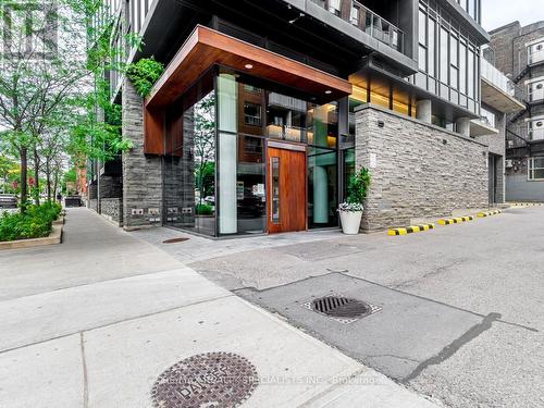 304 - 15 Beverley Street, Toronto, ON - Outdoor