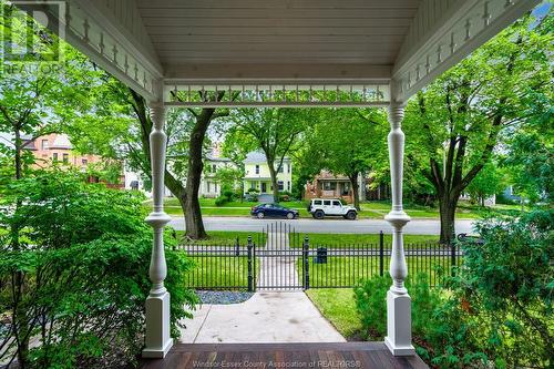 719 Victoria Avenue, Windsor, ON - Outdoor With Deck Patio Veranda