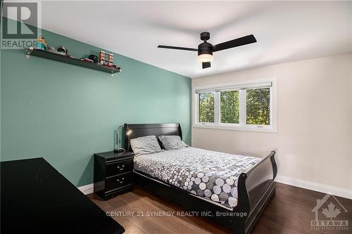 124 Hybrid Street, Russell, ON - Indoor Photo Showing Bedroom