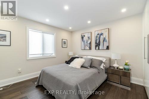 6810 Early Settler Row, Mississauga, ON - Indoor Photo Showing Bedroom