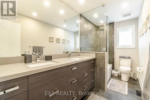 6810 Early Settler Row, Mississauga, ON - Indoor Photo Showing Bathroom