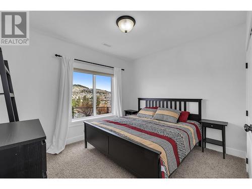 1648 Sunrise Road, Kelowna, BC - Indoor Photo Showing Bedroom