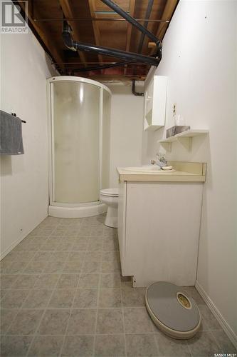 815 Elsinore Street, Whitewood, SK - Indoor Photo Showing Bathroom