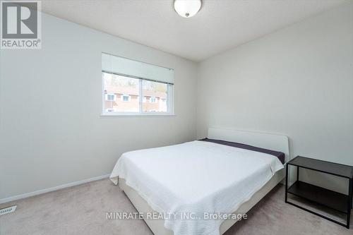 609 Gibney Crescent, Newmarket (Summerhill Estates), ON - Indoor Photo Showing Bedroom