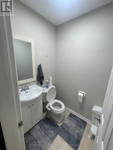 81 Augusta Crescent, London, ON - Indoor Photo Showing Bathroom