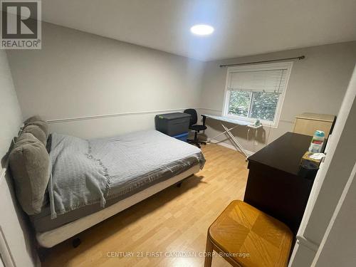 81 Augusta Crescent, London, ON - Indoor Photo Showing Bedroom