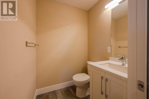 651 Braid Street Unit# 102, Penticton, BC - Indoor Photo Showing Bathroom