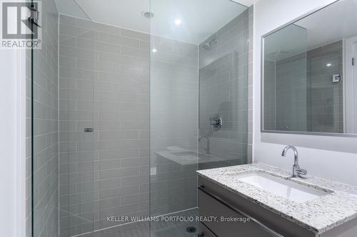 20 - 120 Varna Drive, Toronto, ON - Indoor Photo Showing Bathroom