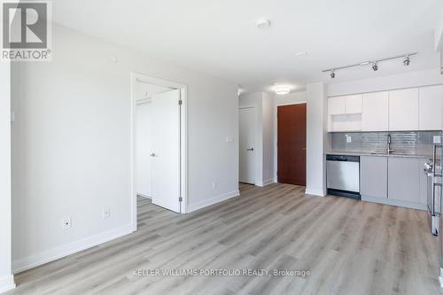 20 - 120 Varna Drive, Toronto, ON - Indoor Photo Showing Kitchen