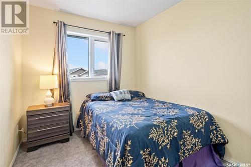 731 Lamarsh Lane, Saskatoon, SK - Indoor Photo Showing Bedroom