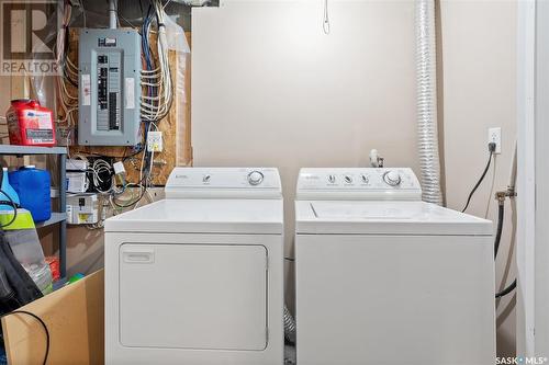 731 Lamarsh Lane, Saskatoon, SK - Indoor Photo Showing Laundry Room