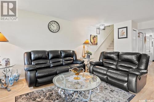 731 Lamarsh Lane, Saskatoon, SK - Indoor Photo Showing Living Room