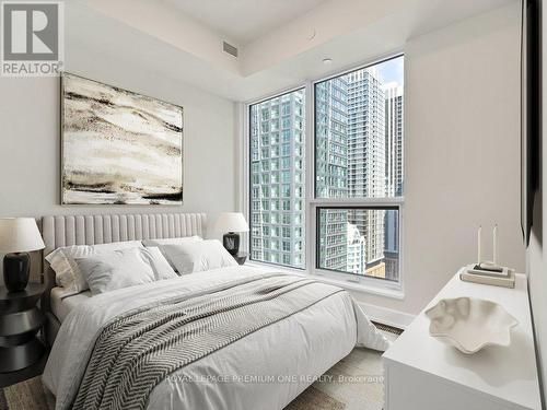 2206 - 15 Mercer Street, Toronto, ON - Indoor Photo Showing Bedroom